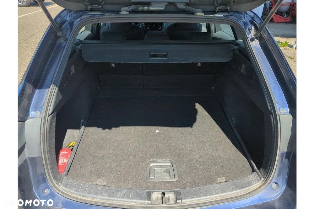 Toyota Corolla 1.8 Hybrid Comfort - 8