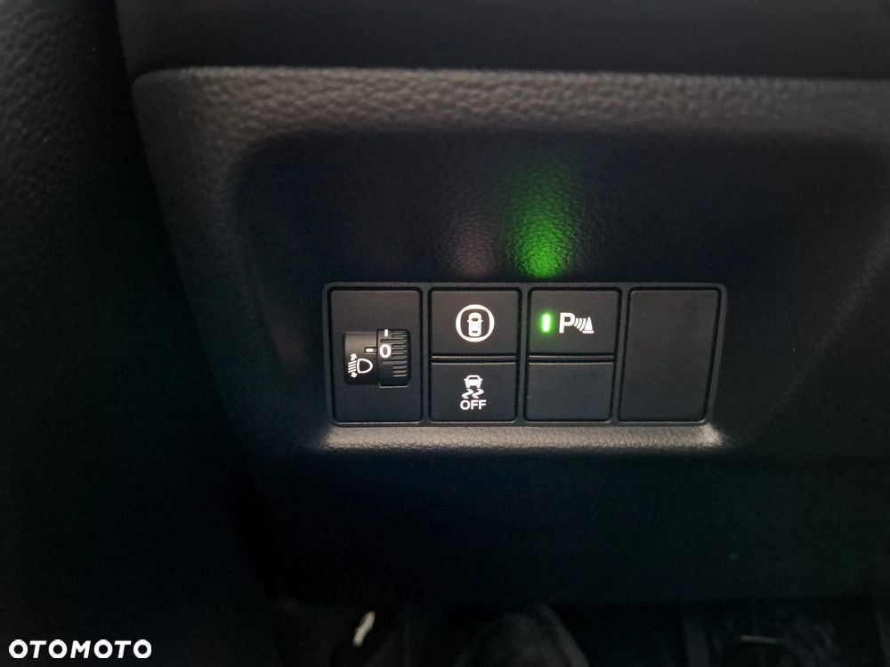 Honda Jazz 1.5 i-MMD Executive Crosstar - 32