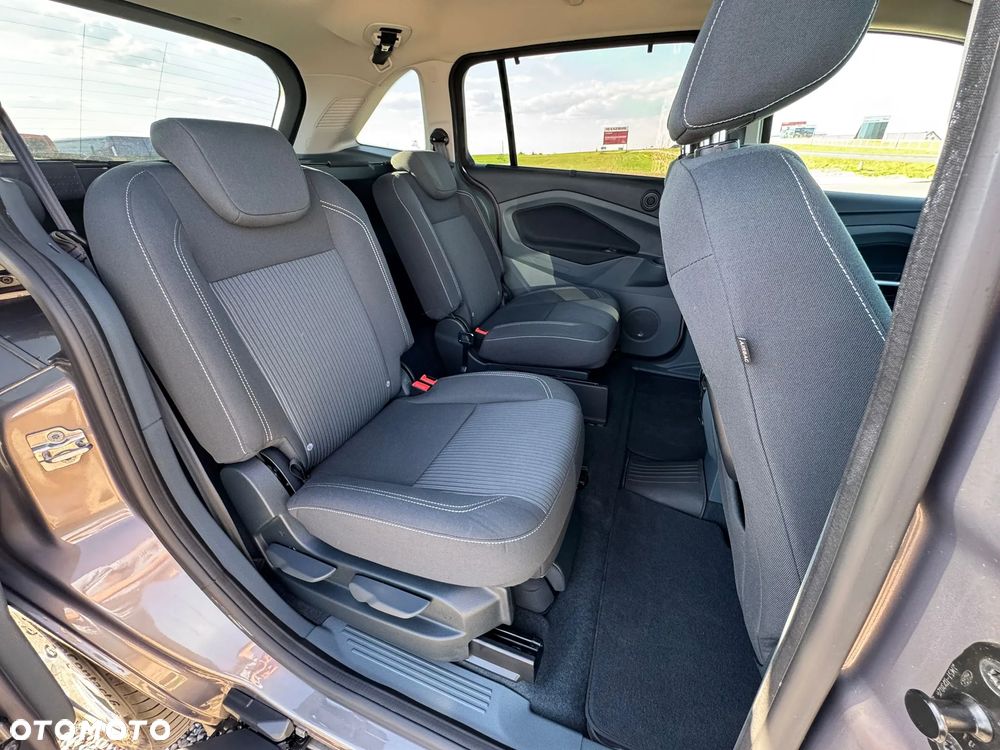 Ford Grand C-MAX 2.0 TDCi Titanium MPS6 - 24