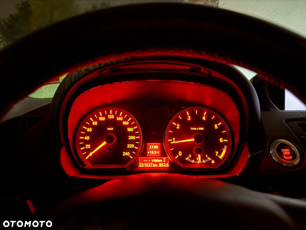 BMW Seria 1 116I 2009 photo 5