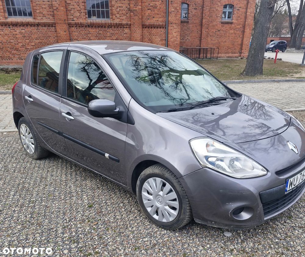 Renault Clio 1.5 dCi All Inclusive - 1