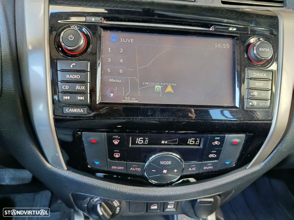 Nissan Navara 2.3 dCi CD 4WD Tekna Auto - 12