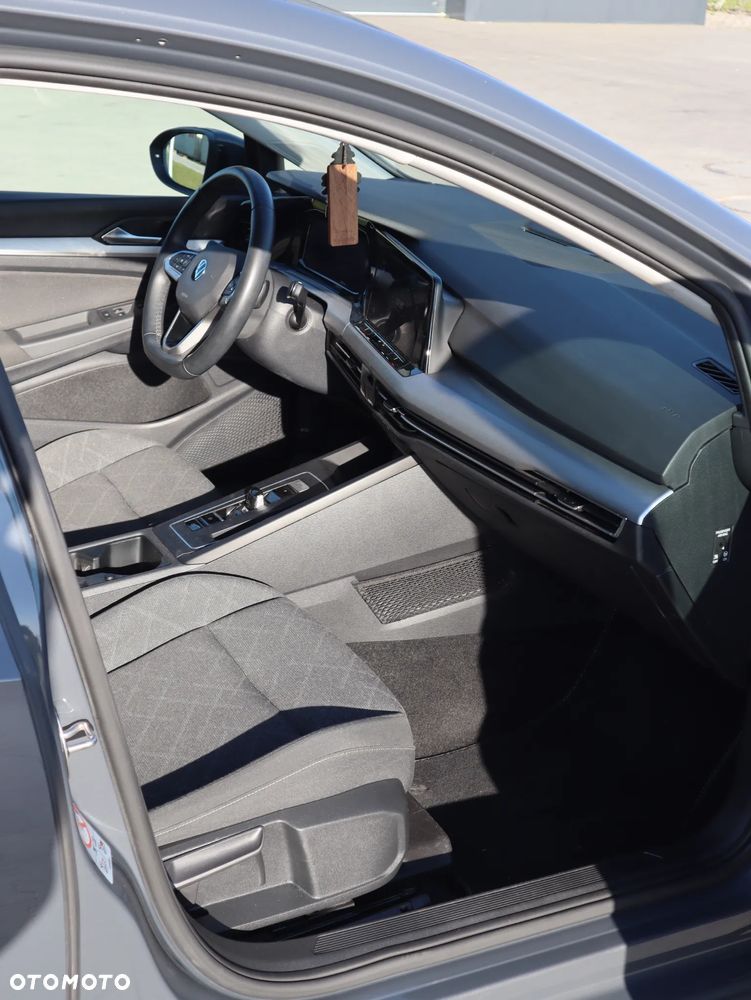 Volkswagen Golf - 26