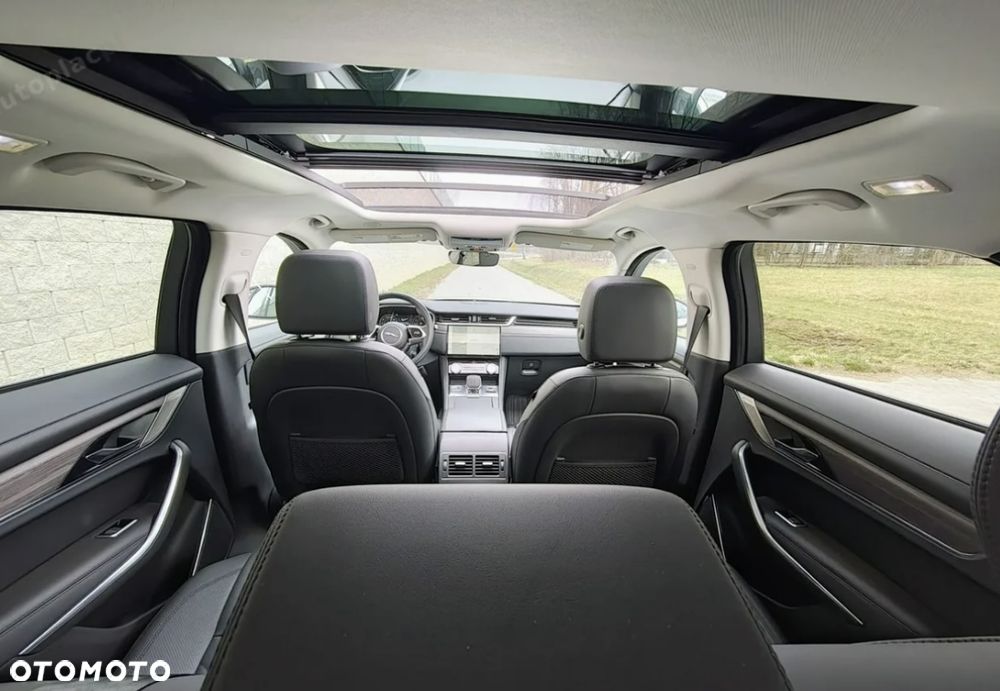 Jaguar F-Pace P250 AWD R-Dynamic S - 7