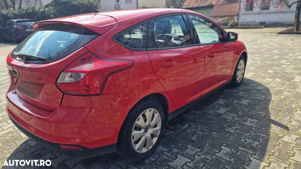 Ford Focus - 18