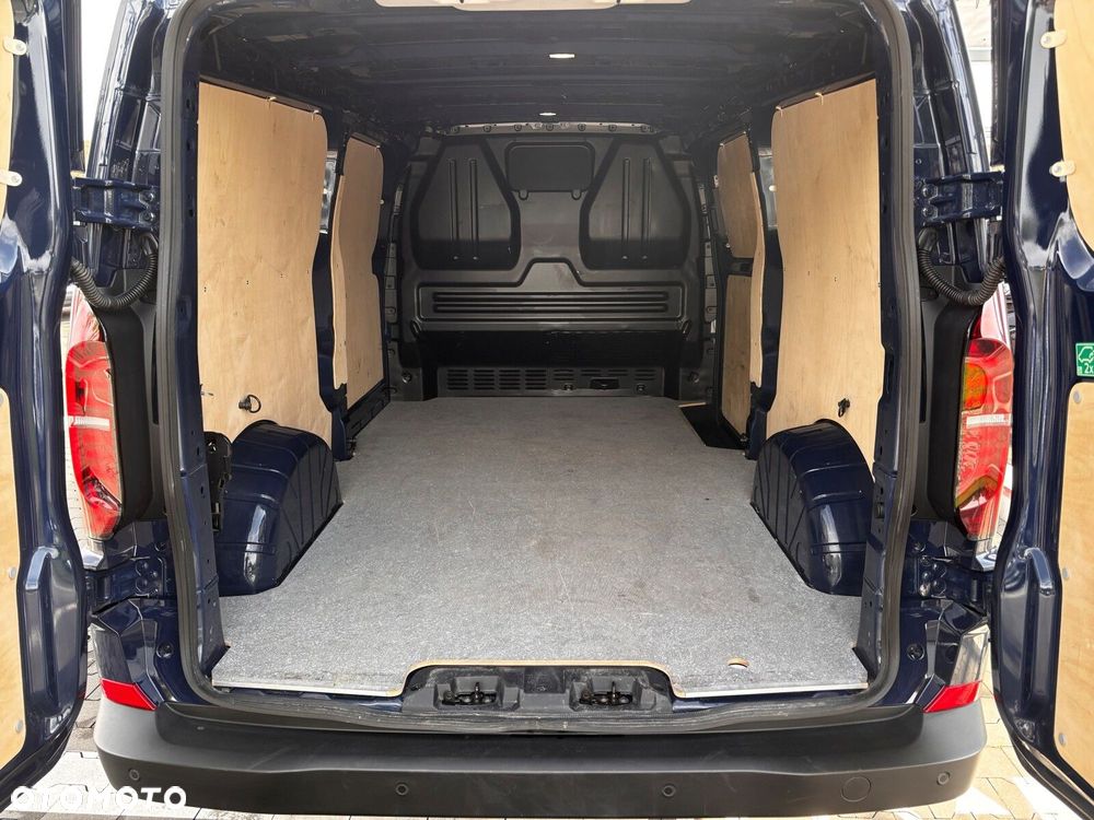 Volkswagen Transporter - 26