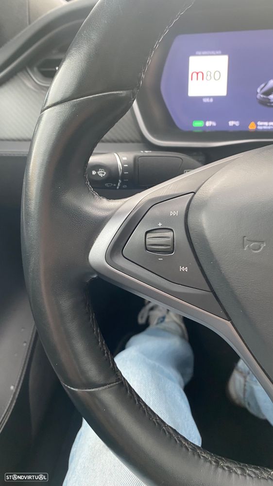 Tesla Model S 75D - 31