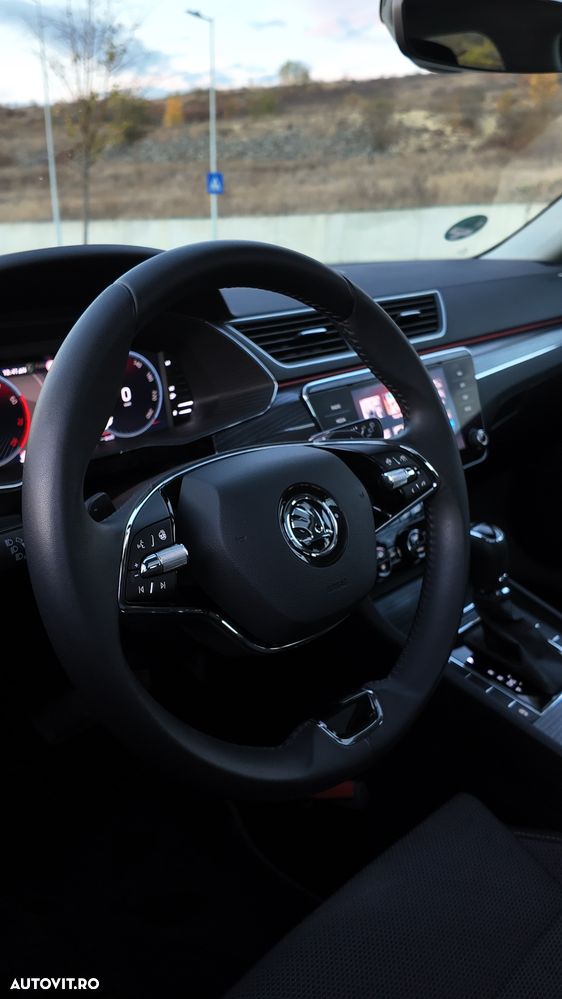 SKODA Superb 2022 — imagine 8