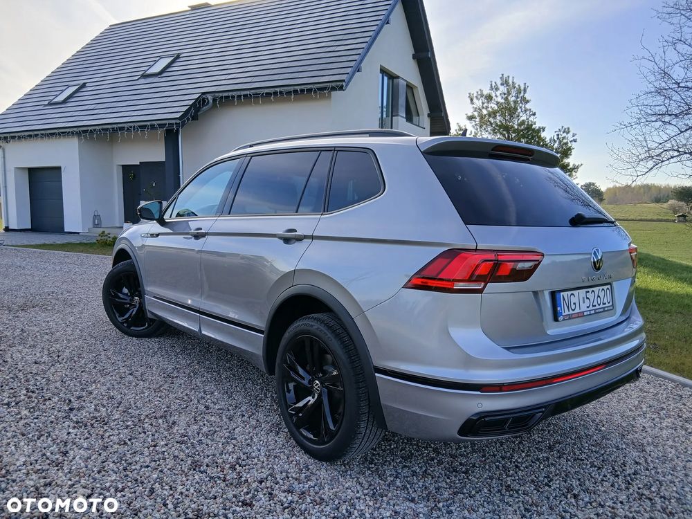 Volkswagen Tiguan - 11