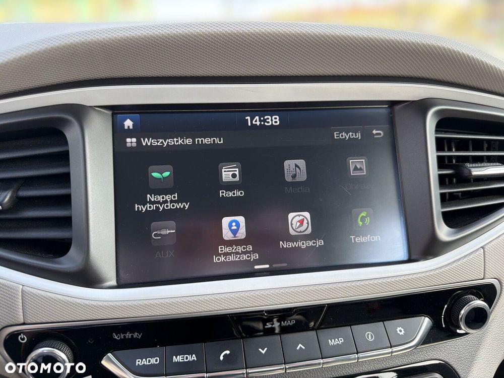 Hyundai IONIQ Hybrid Premium - 28