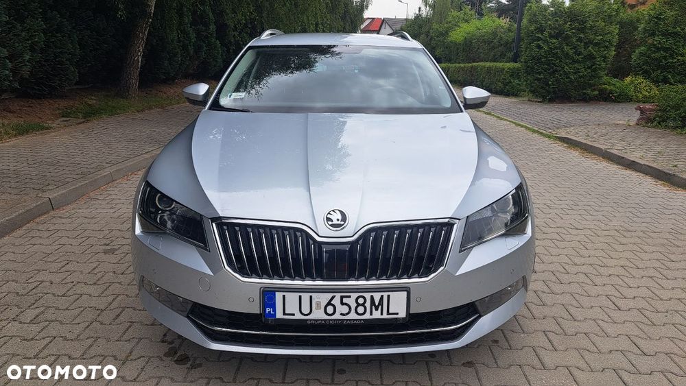 Skoda Superb 2.0 TDI SCR 4x4 Ambition DSG - 2