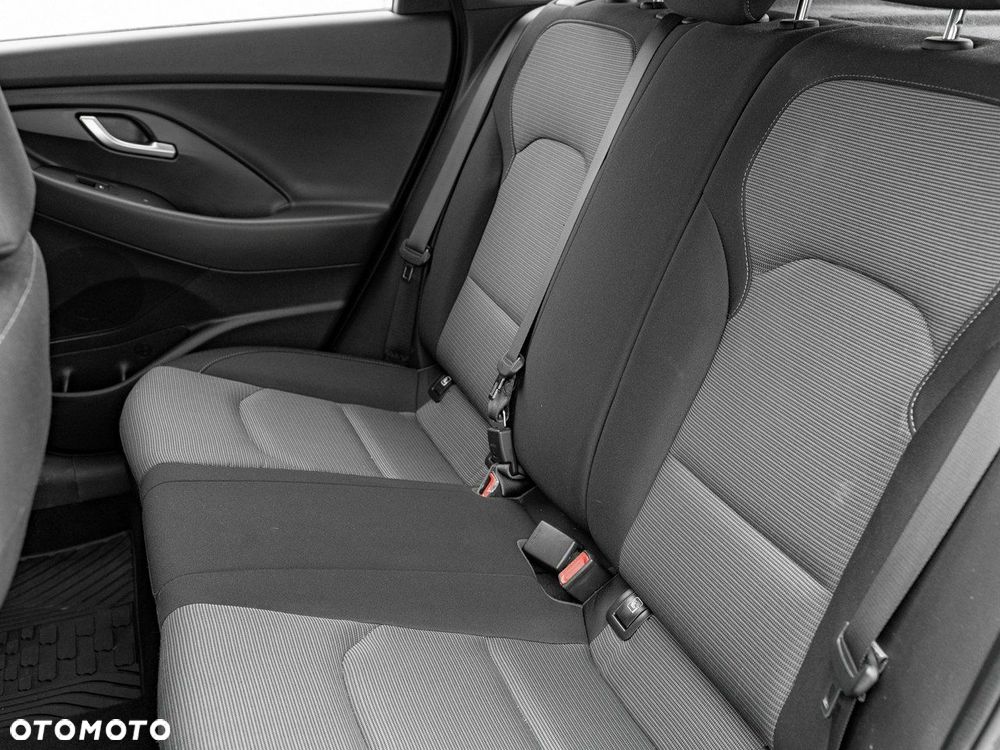 Hyundai i30 1.4 Comfort - 25