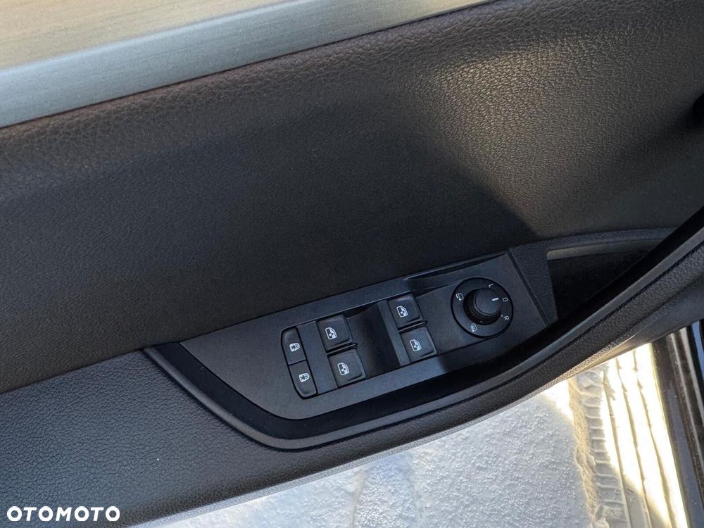 Skoda Superb 2.0 TDI Ambition - 22