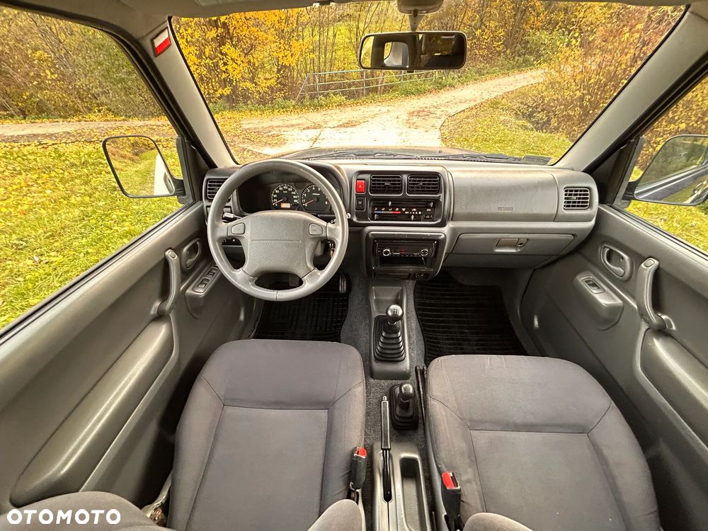 Suzuki Jimny - 17