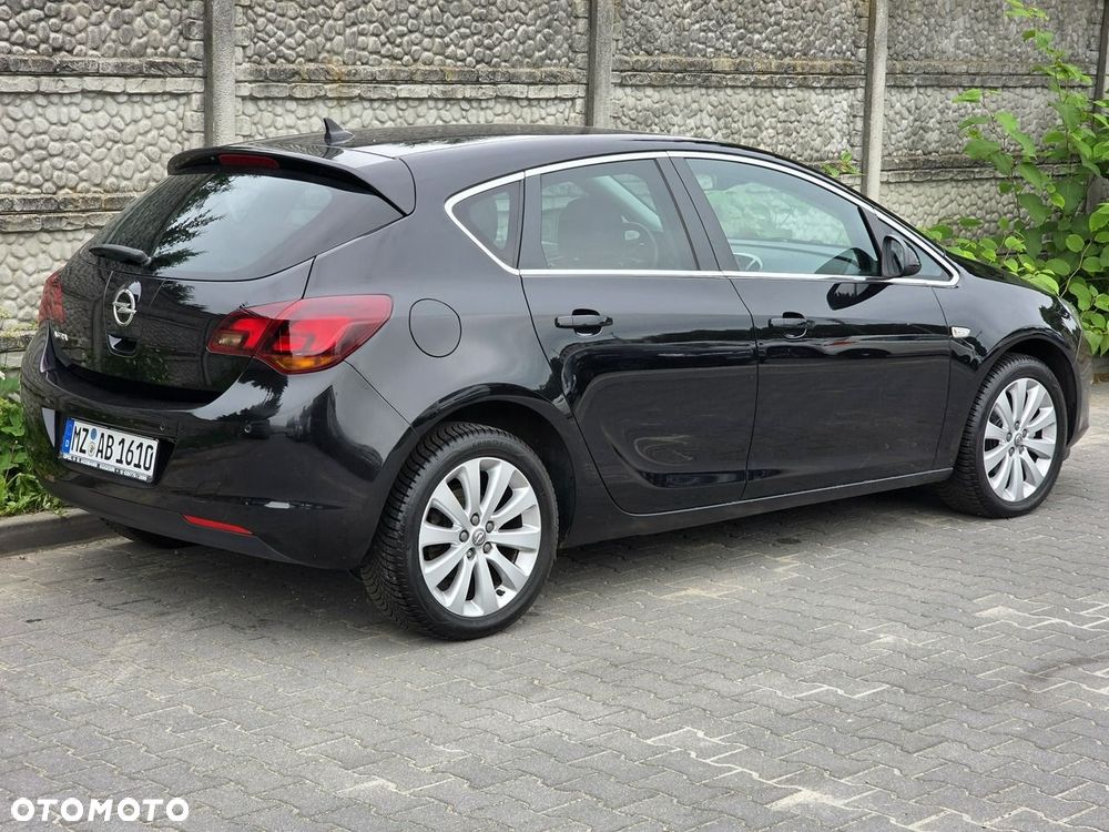 Opel Astra - 8