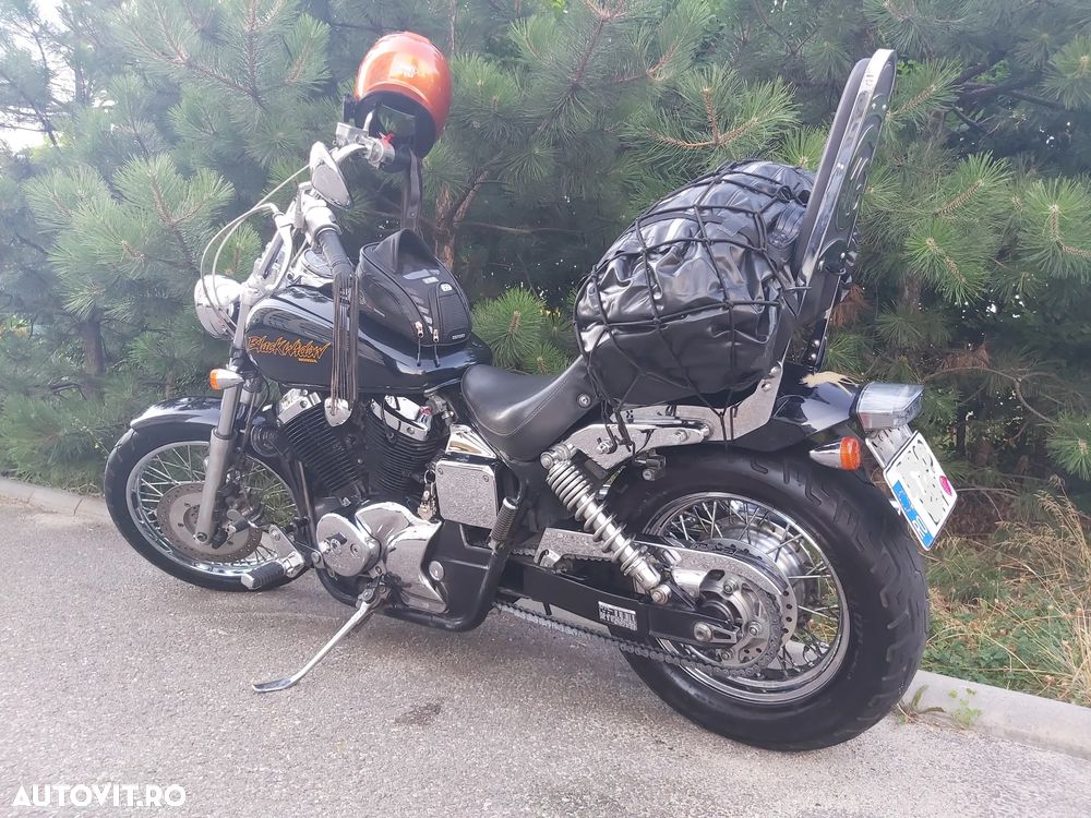 Honda VT 750DC Black Widow - 1