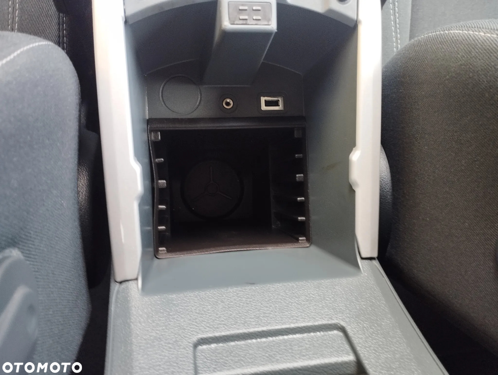 Ford C-MAX 1.6 EcoBoost Start-Stop-System Titanium - 30