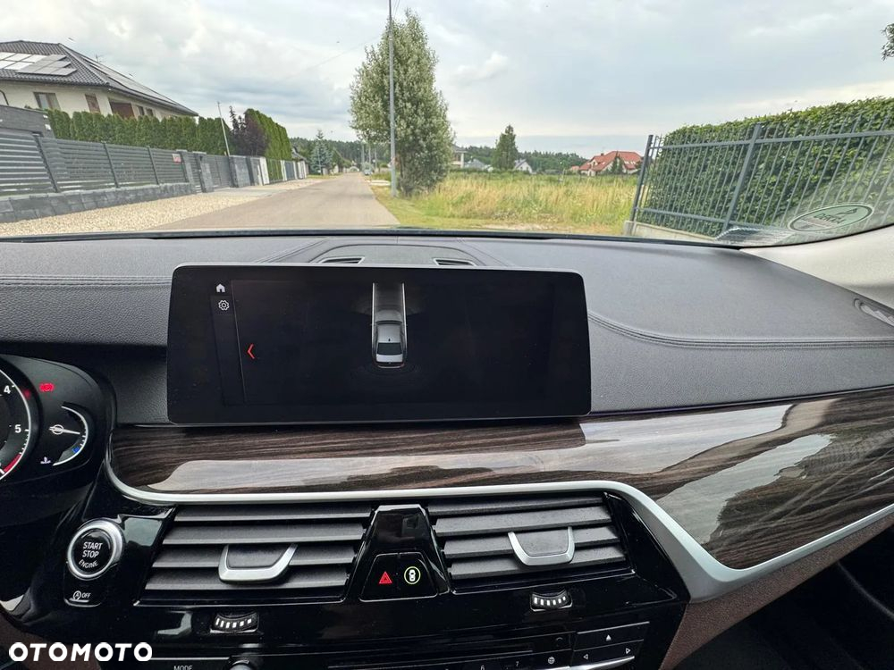BMW Seria 5 520d Luxury Line - 34