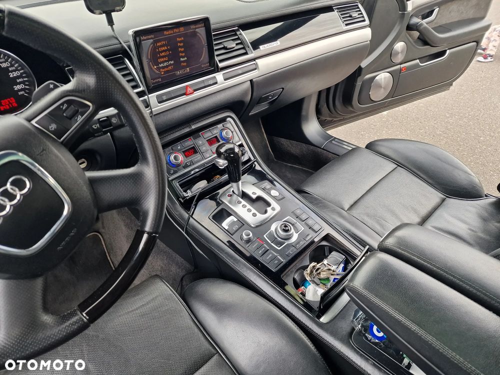 Audi A8 W12 quattro Langversion - 18
