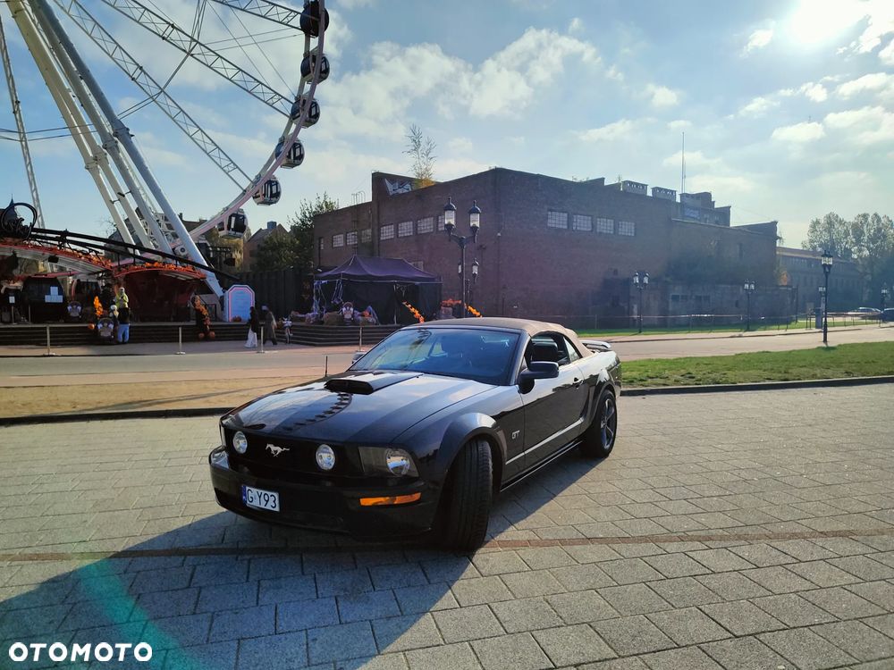 Ford Mustang 2005 photo 2