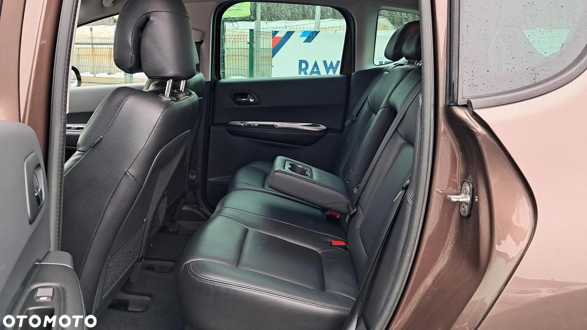 Peugeot 3008 2.0 HDi HYbrid4 - 7
