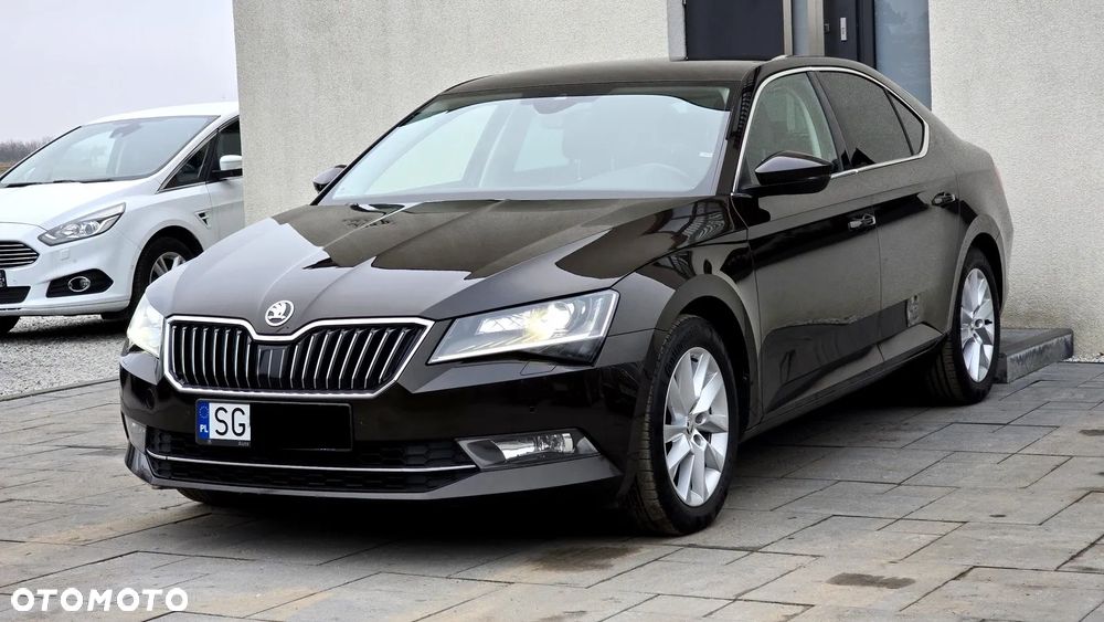 Skoda Superb 2.0 TDI Style - 8