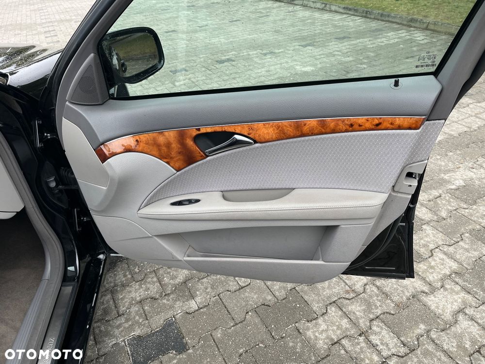 Mercedes-Benz Klasa E 200 Kompressor Elegance - 14