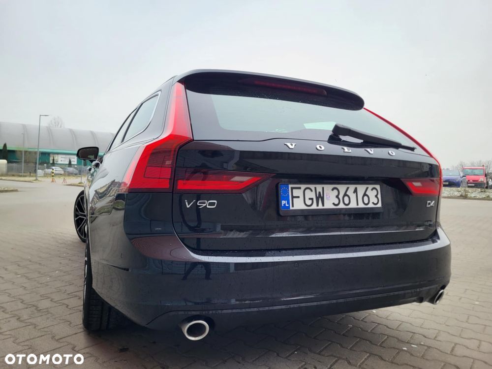 Volvo V90 B4 D Geartronic Momentum - 25