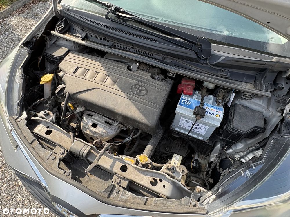 Toyota Yaris 1.33 Active EU6 - 11