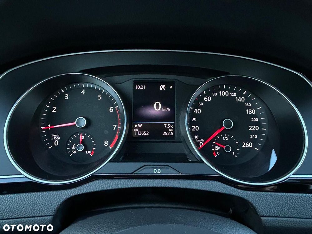 Volkswagen Passat 1.5 TSI EVO Highline DSG - 25