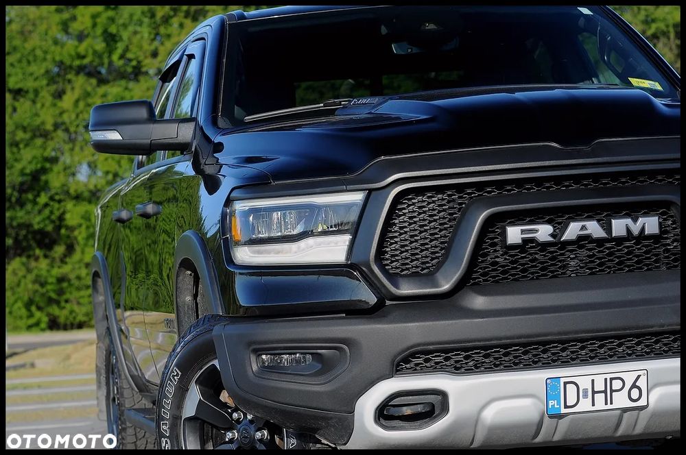 Dodge RAM - 16