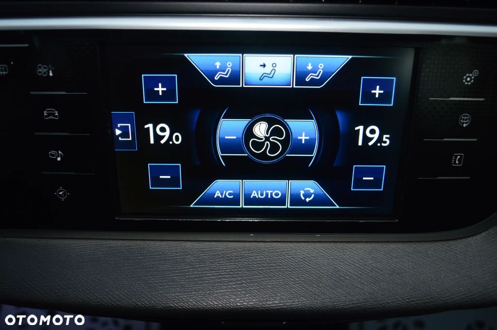 Citroën C4 Grand Picasso - 23