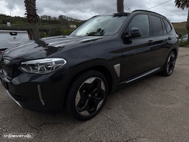 BMW iX3 - 1