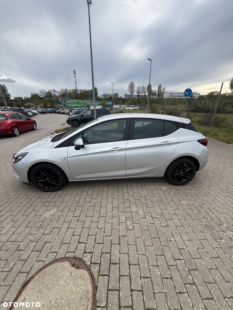 Opel Astra 1.6 CDTI Cosmo - 4