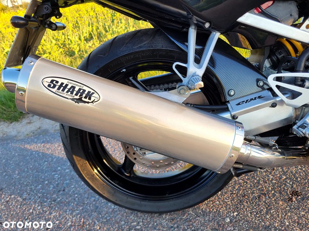 Honda CBR - 18