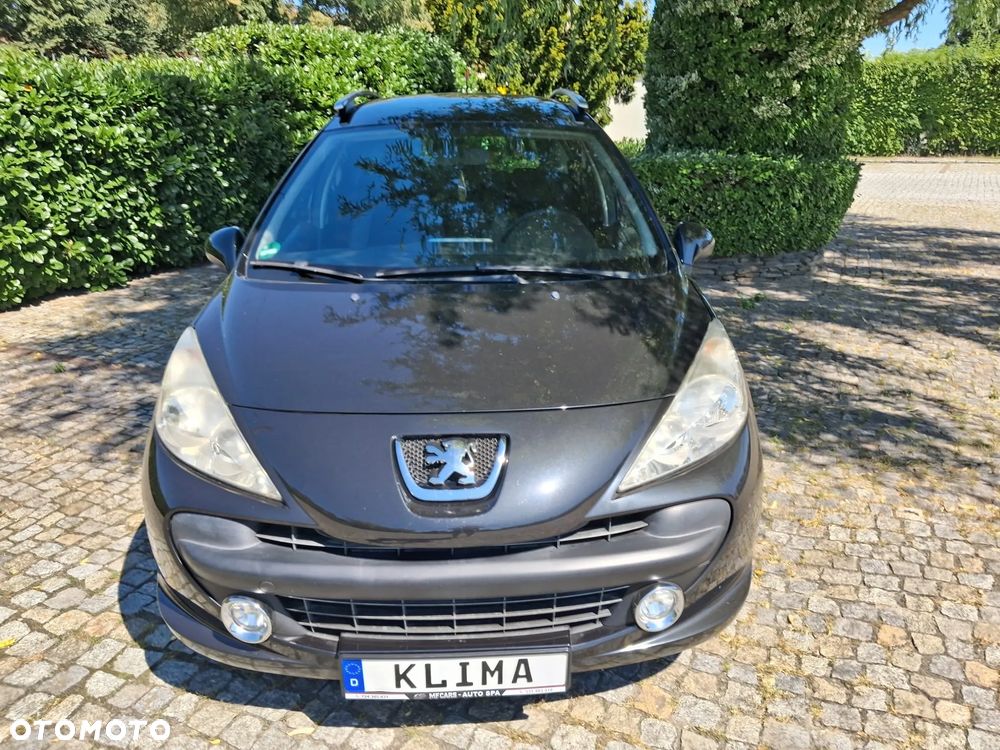 Peugeot 207 - 25
