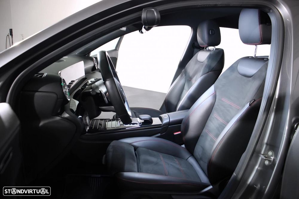 Mercedes-Benz A 200 Limousine AMG Line Aut. - 5