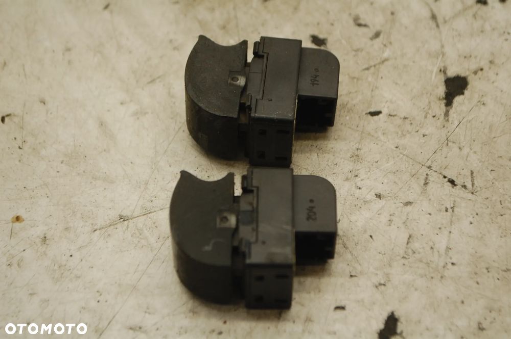 PRZEŁĄCZNIK SZYBY AUDI A4 B6 B7 8Z0959855B/ 8Z0959855 - 3