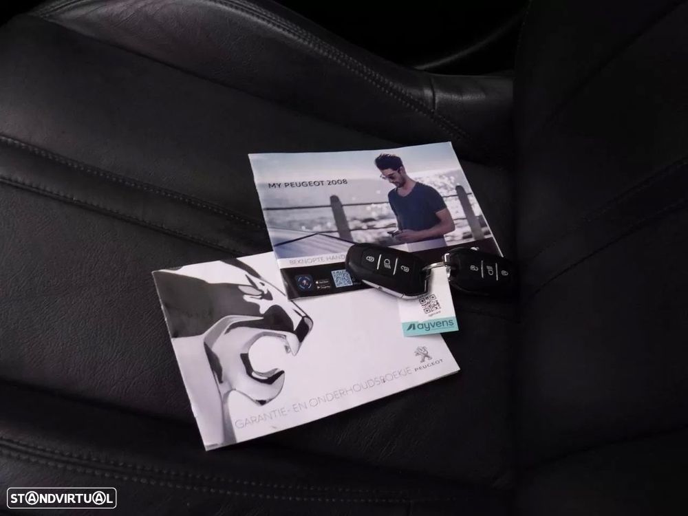 Peugeot e-2008 50 kWh Allure Pack - 14