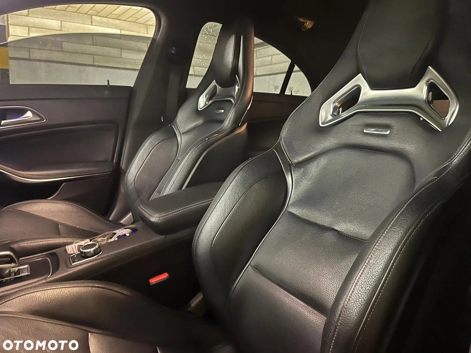 Mercedes-Benz CLA 45 AMG 4-Matic - 12