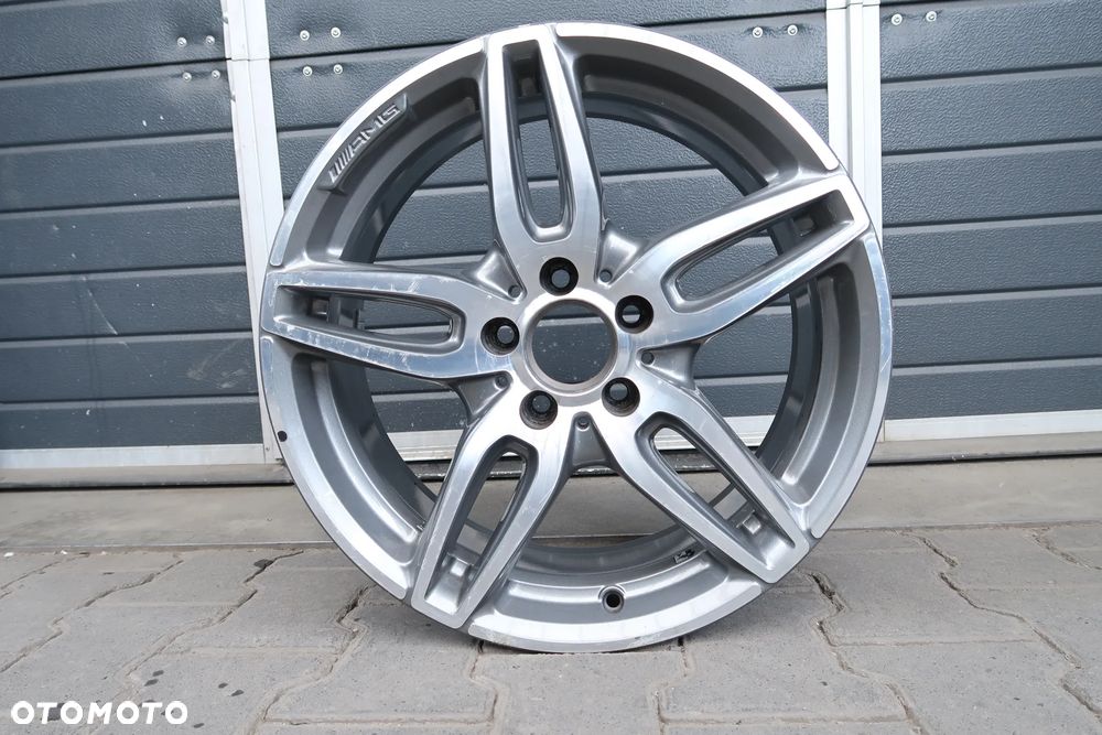 C505A Felga Mercedes A1764010700 7,5x18et52 - 4
