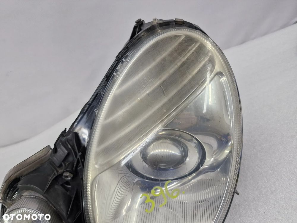 MERCEDES W211 E-KLASSA LIFT 05- LEWA LAMPA PRZEDNIA PRZÓD NIESKRĘTNA XENON , NR AUKCJI LA396 - 5