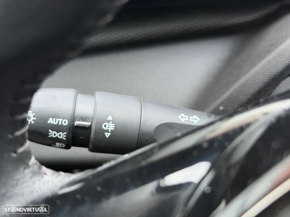 Peugeot 308 SW 1.2 PureTech Active Pack - 8