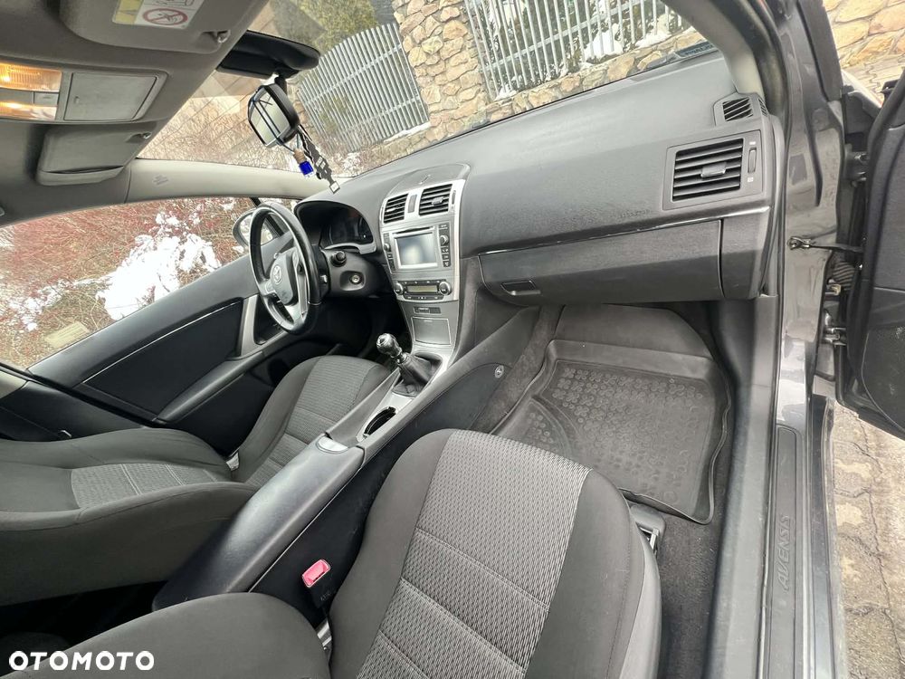 Toyota Avensis 2.0 D-4D Active - 4