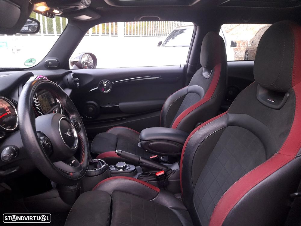 MINI 3 Portas John Cooper Works Auto Desportiva - 8