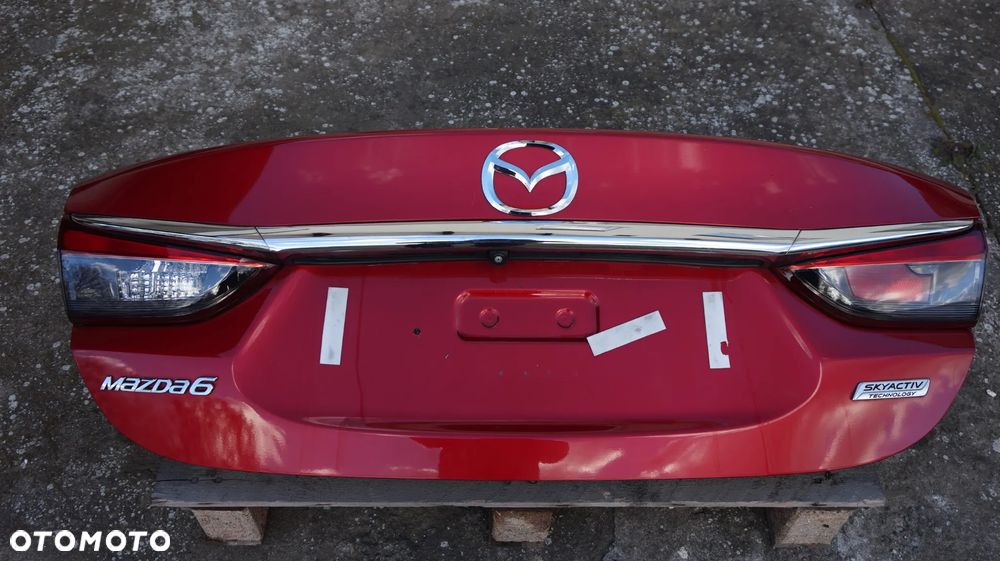 Mazda 6 GJ sedan tylna klapa bagaznika kolor  41V