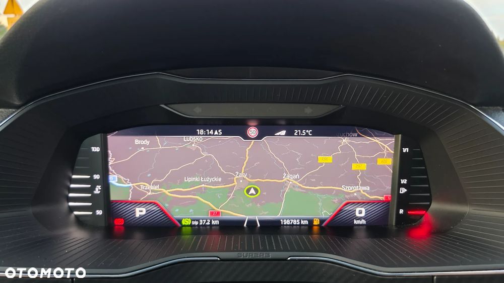 Skoda Superb 2.0 TDI Sportline DSG - 30