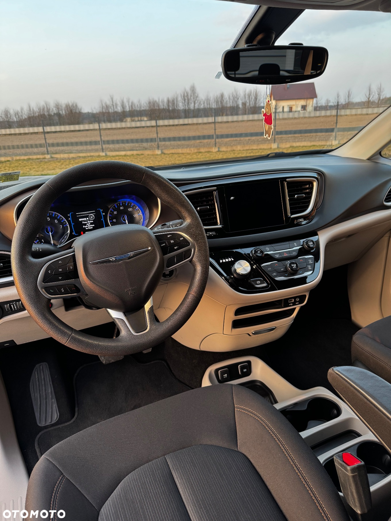 Chrysler Pacifica - 9