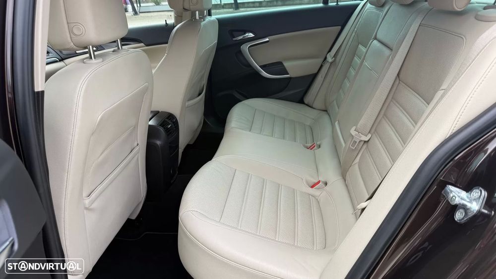 Opel Insignia 2.0 CDTI executive S/S - 53