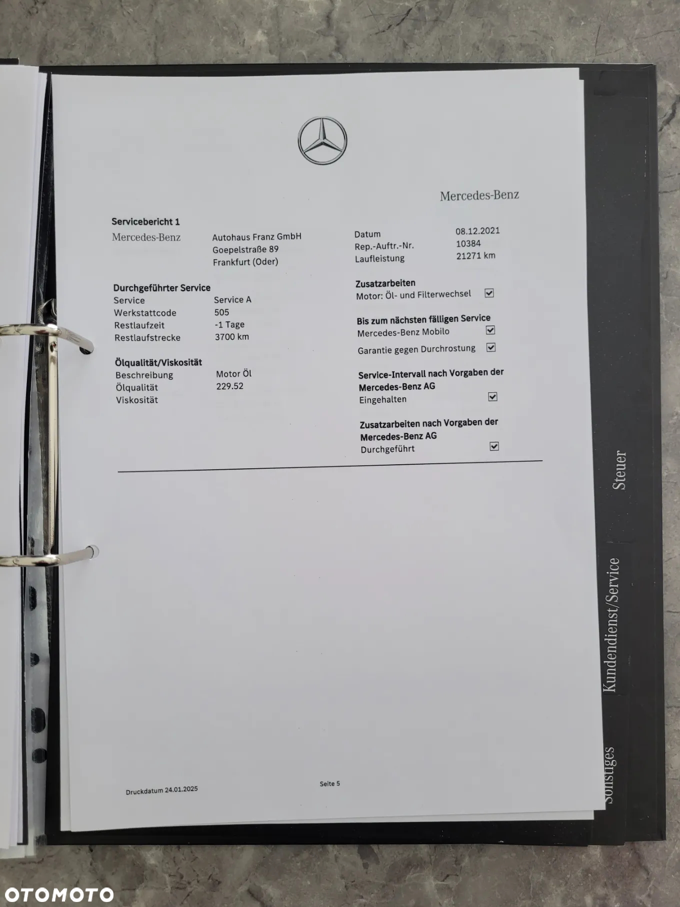 Mercedes-Benz GLC 300 e 4Matic 9G-TRONIC - 36